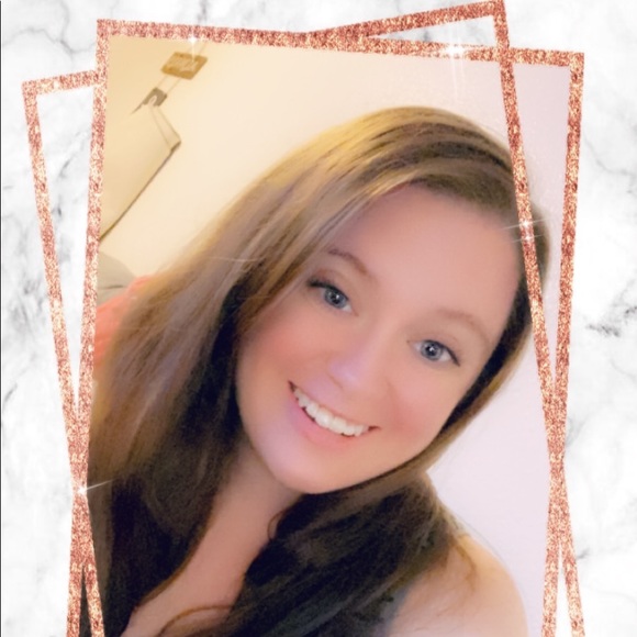 Meet your Posher, Rachael - Picture 1 of 1